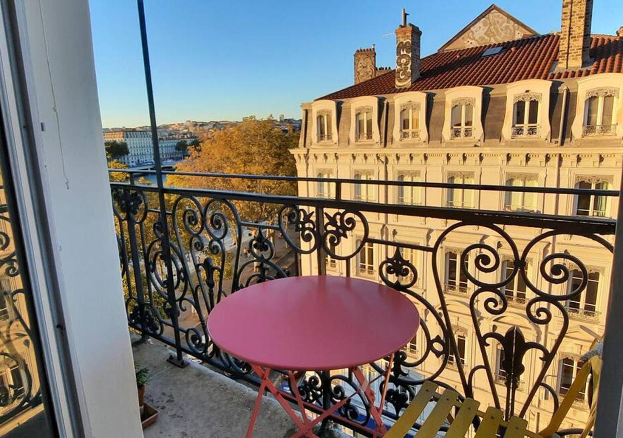 リヨンVue Sur Rhoneアパートメント エクステリア 写真